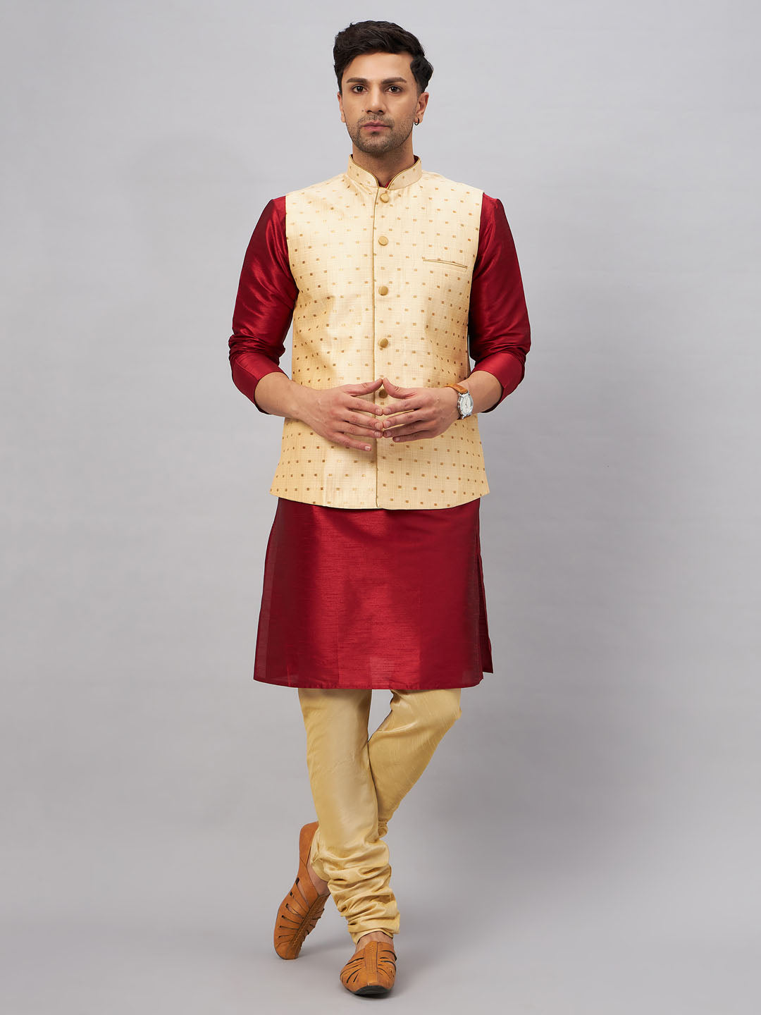 Men's Gold Zari Weaved Jacket With Kurta Pyjama Set