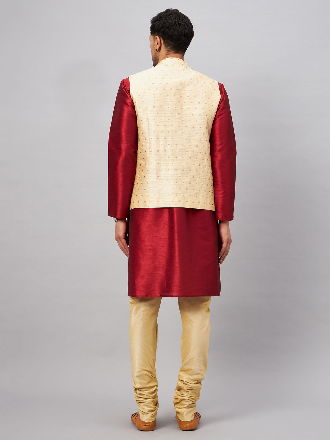 Men's Gold Zari Weaved Jacket With Kurta Pyjama Set