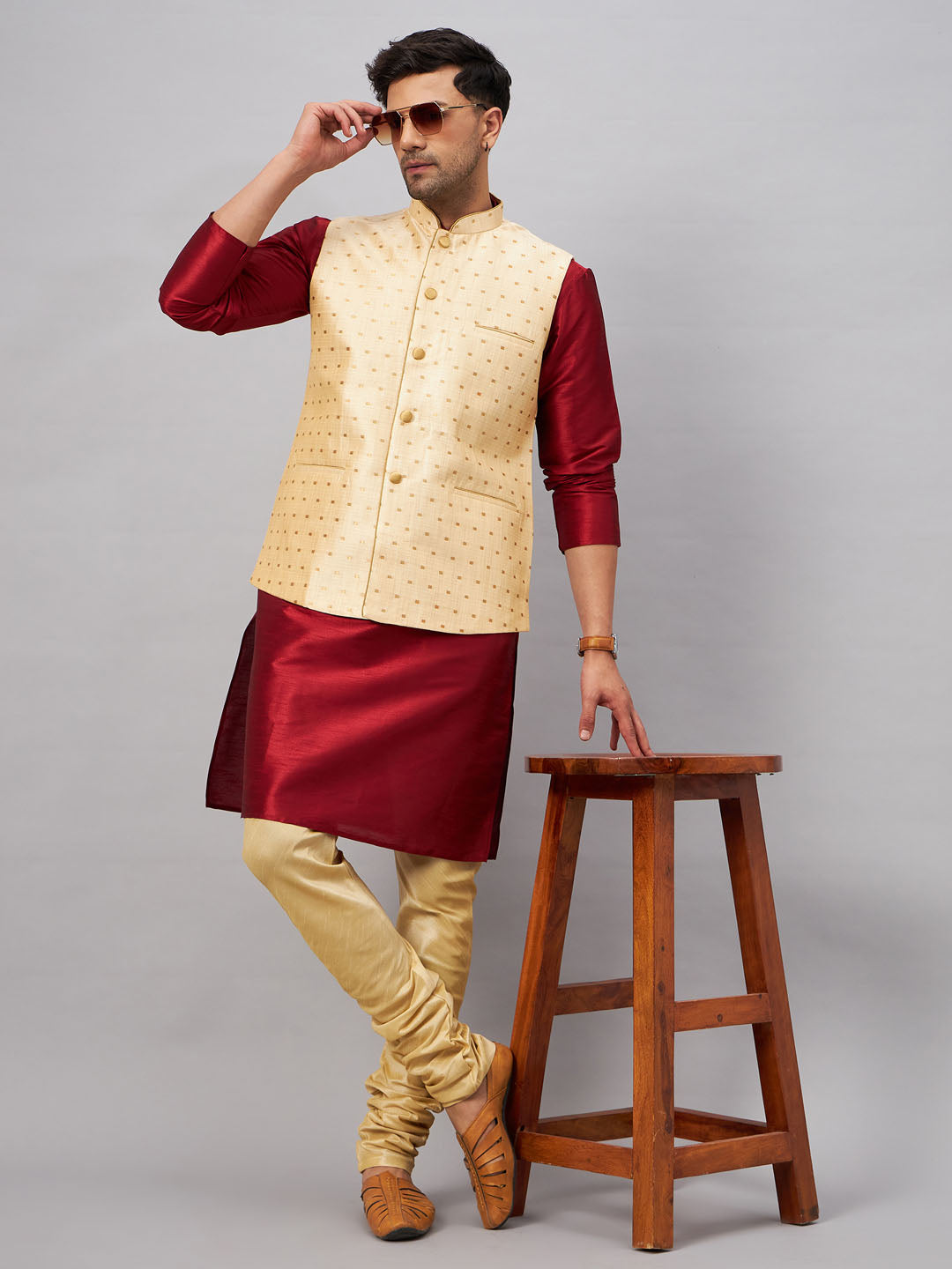 Men's Gold Zari Weaved Jacket With Kurta Pyjama Set