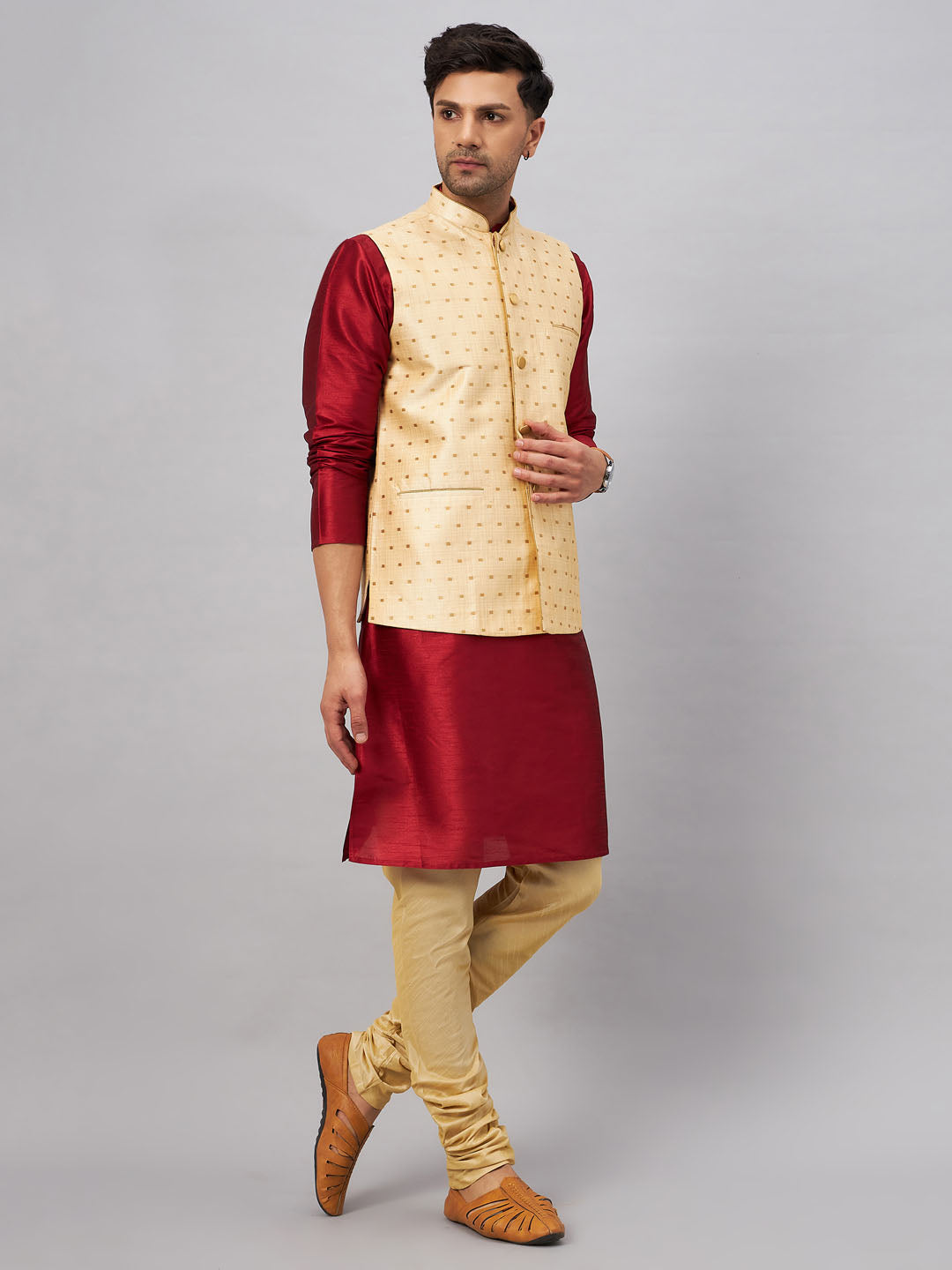 Men's Gold Zari Weaved Jacket With Kurta Pyjama Set