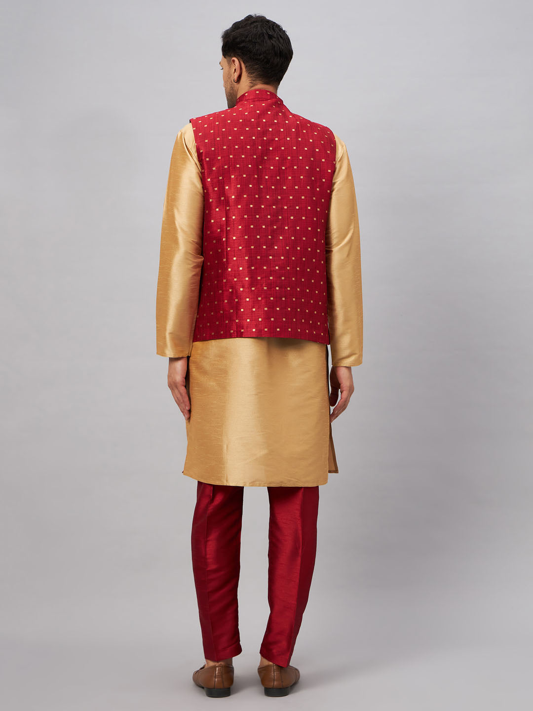 Men's Maroon Zari Weaved Jacket With Kurta Pant Set