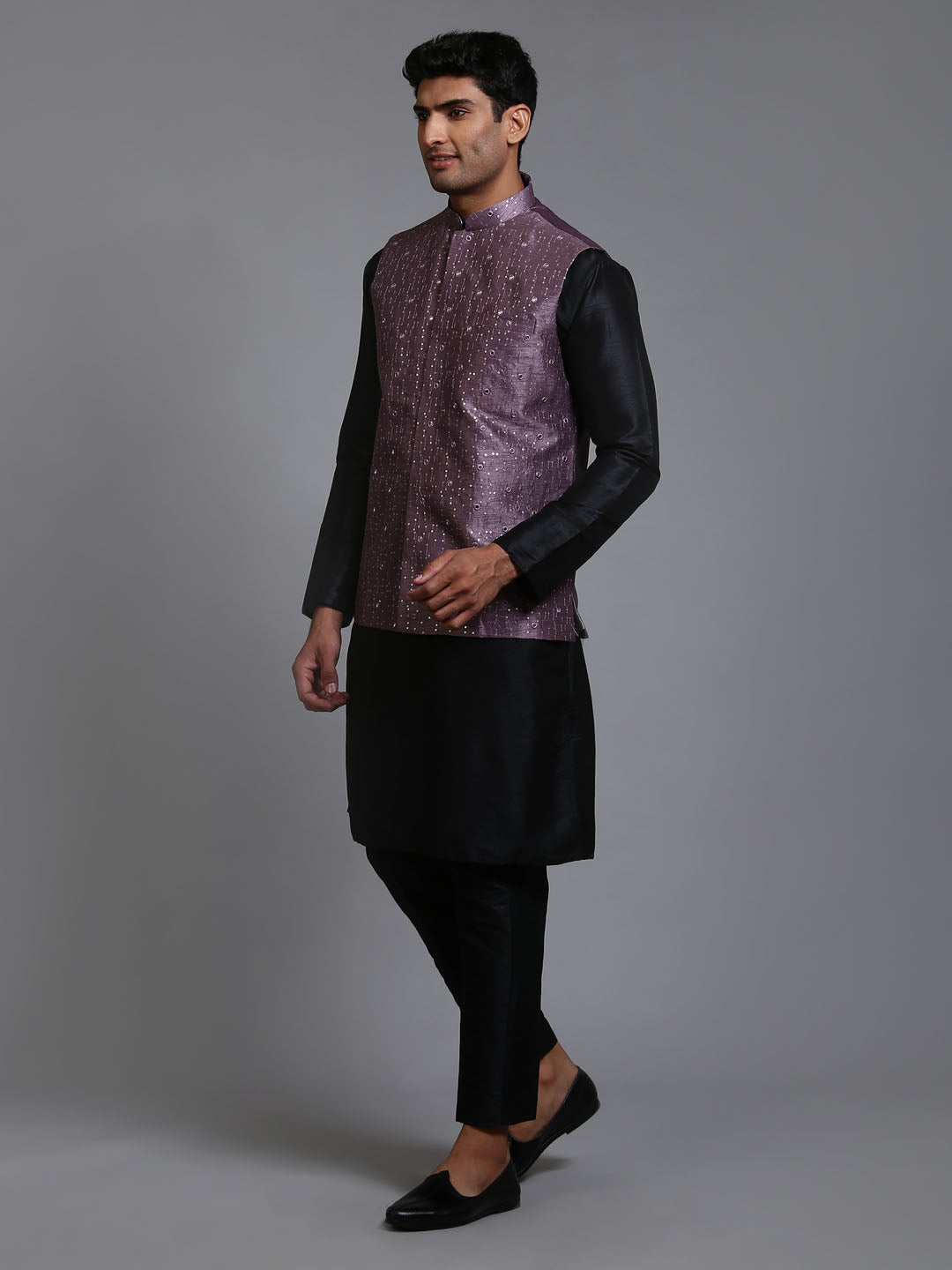 Men's Purple Embellished Jacket With Black Kurta Pant Set