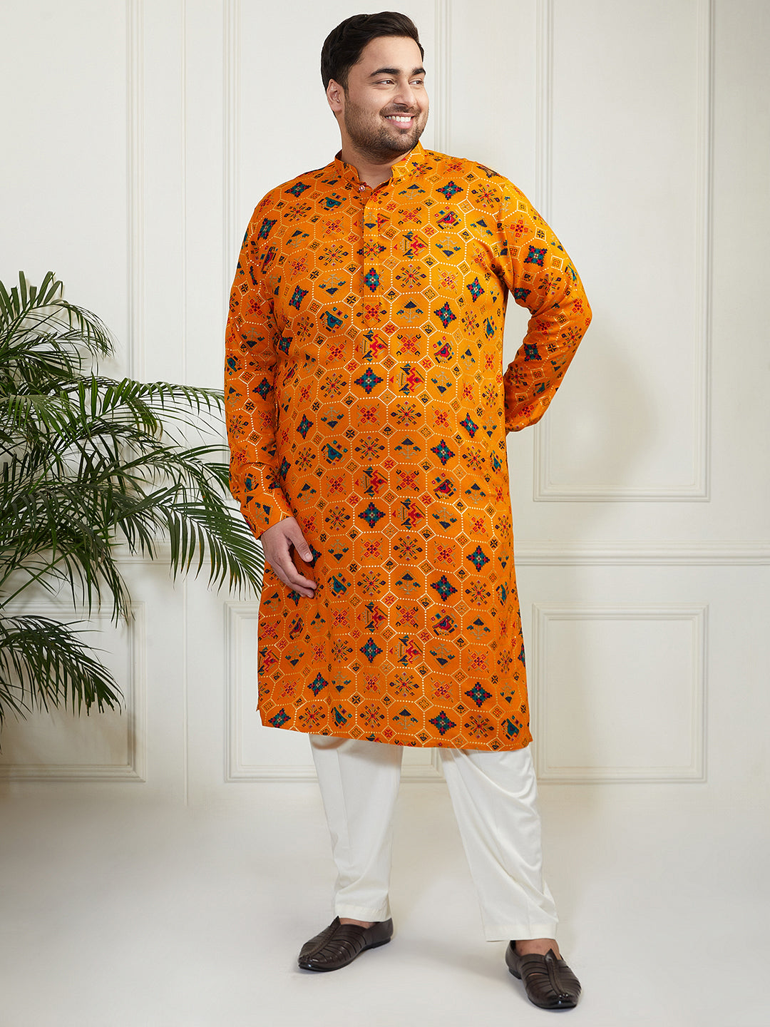Plus Men's Yellow And Cream Cotton Blend Kurta Pyjama Set