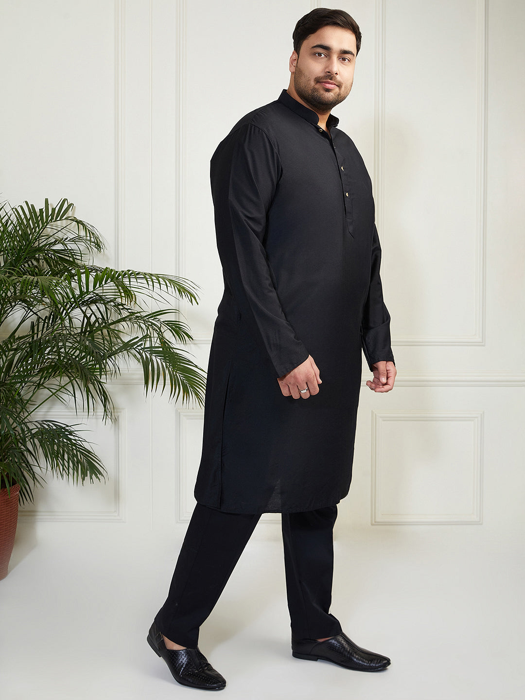 Plus Men's Black Viscose Kurta Pyjama Set