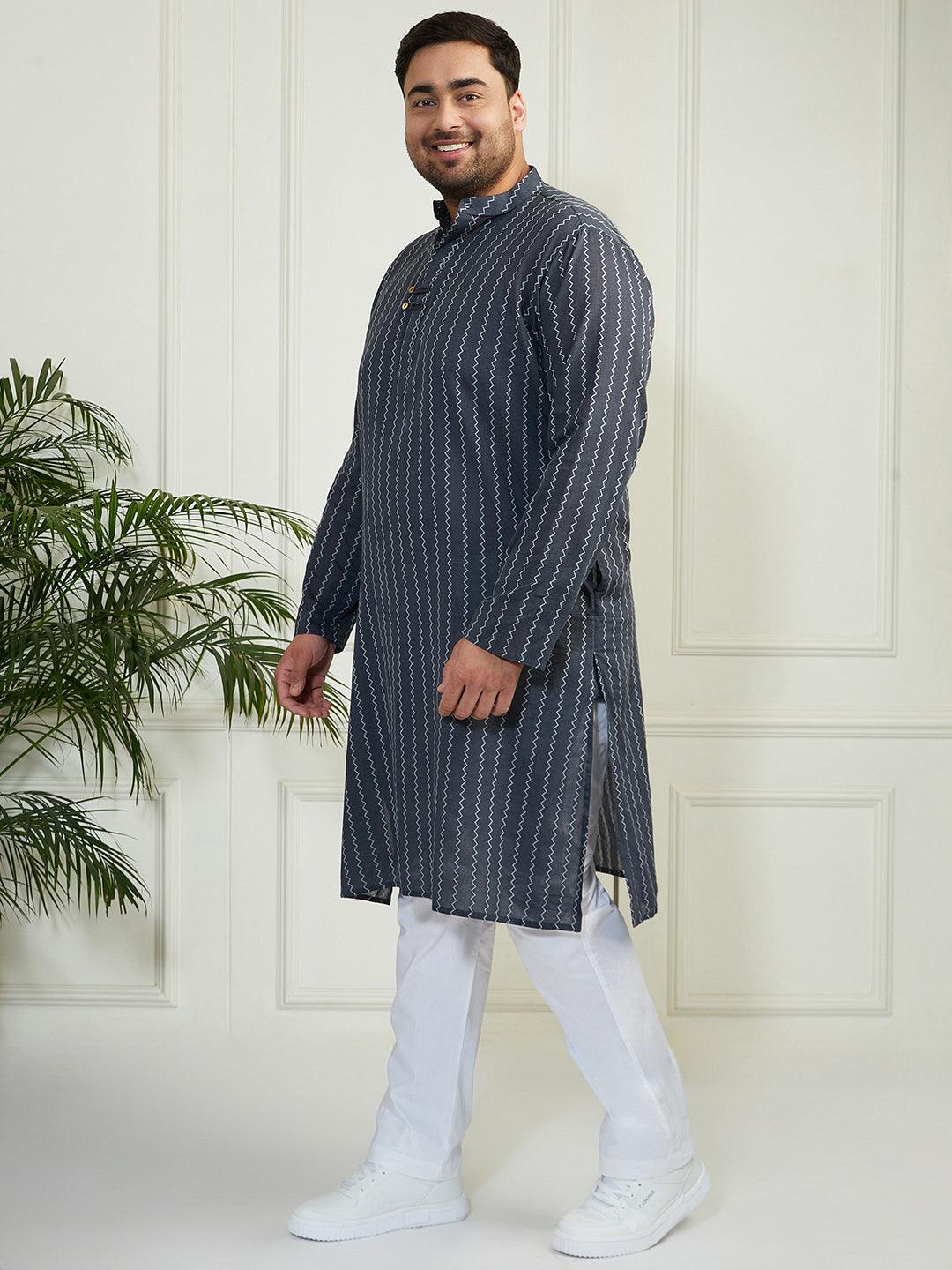 Plus Men's Grey And White Cotton Kurta Pyjama Set