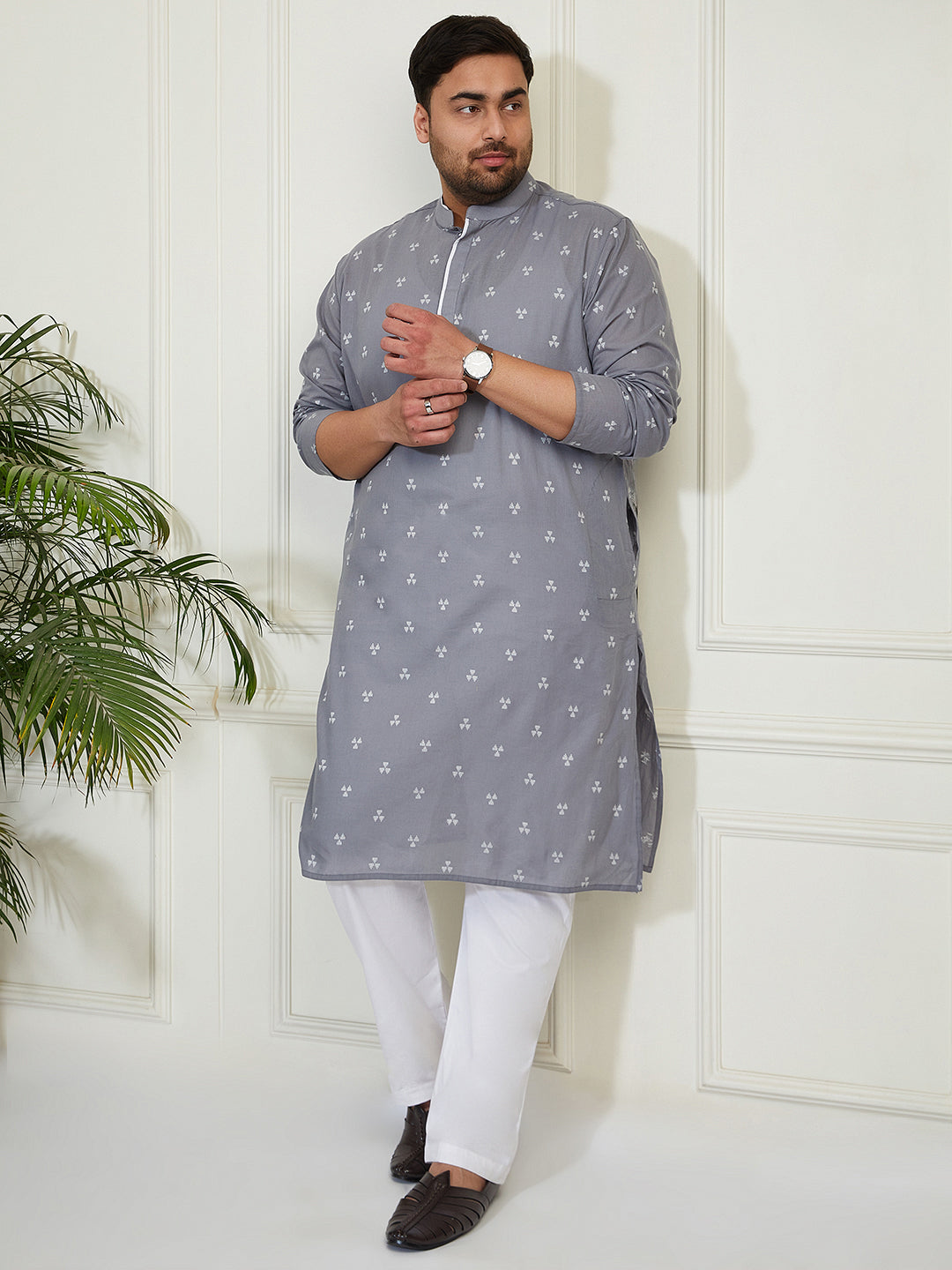 Plus Men's Grey And White Cotton Kurta Pyjama Set