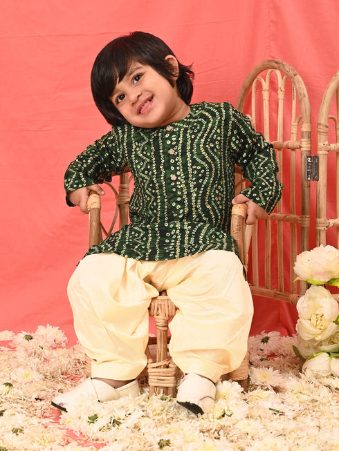 Sishu Boy's' Green Bandhni Kurta And Patiala Set