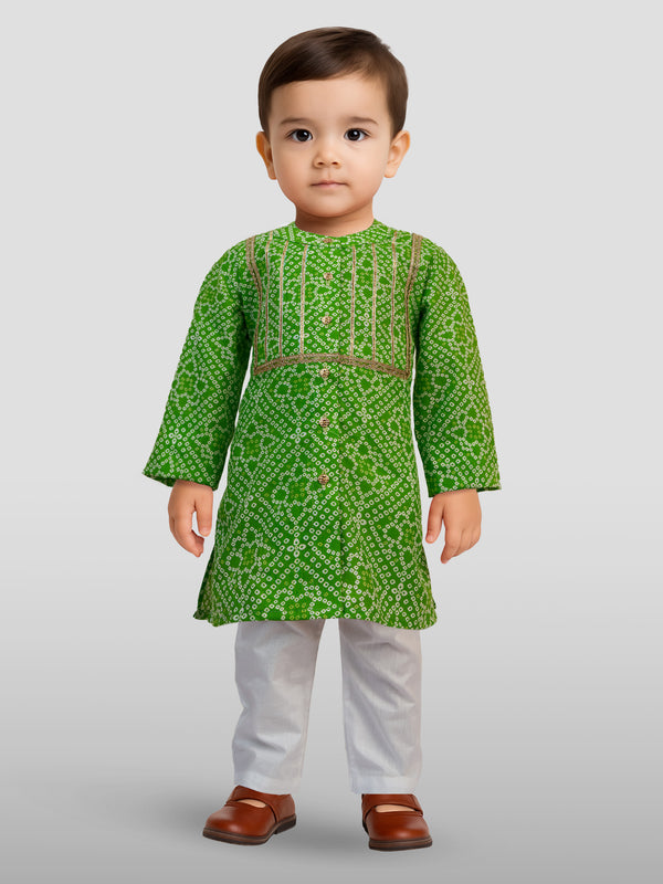 Boys Green Cotton Bandhani Kurta with White Pyjama Set Digital Print