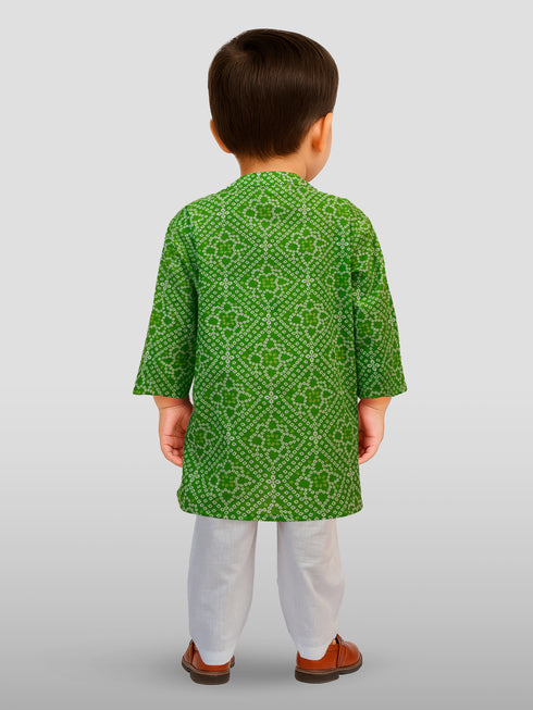 Boys Green Cotton Bandhani Kurta with White Pyjama Set Digital Print
