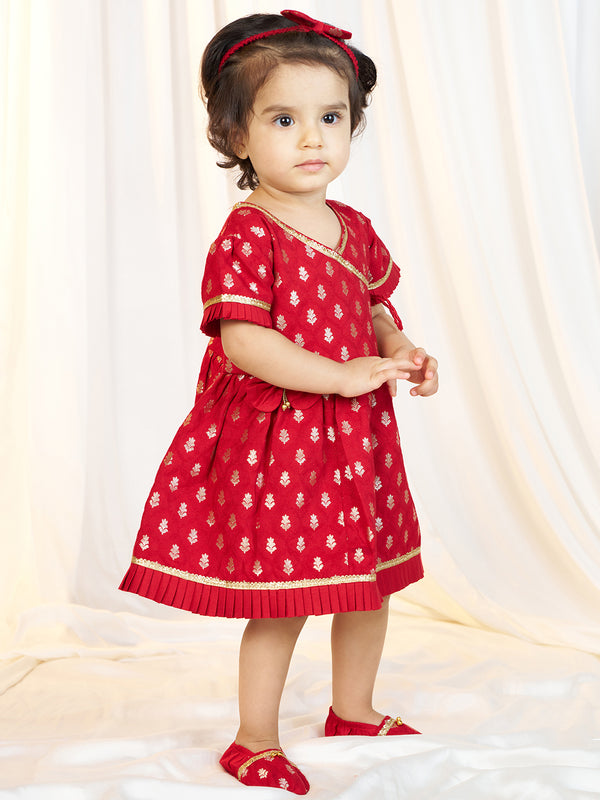 Girls Red Viscose Jacquard Ethnic Set with Floral Pattern