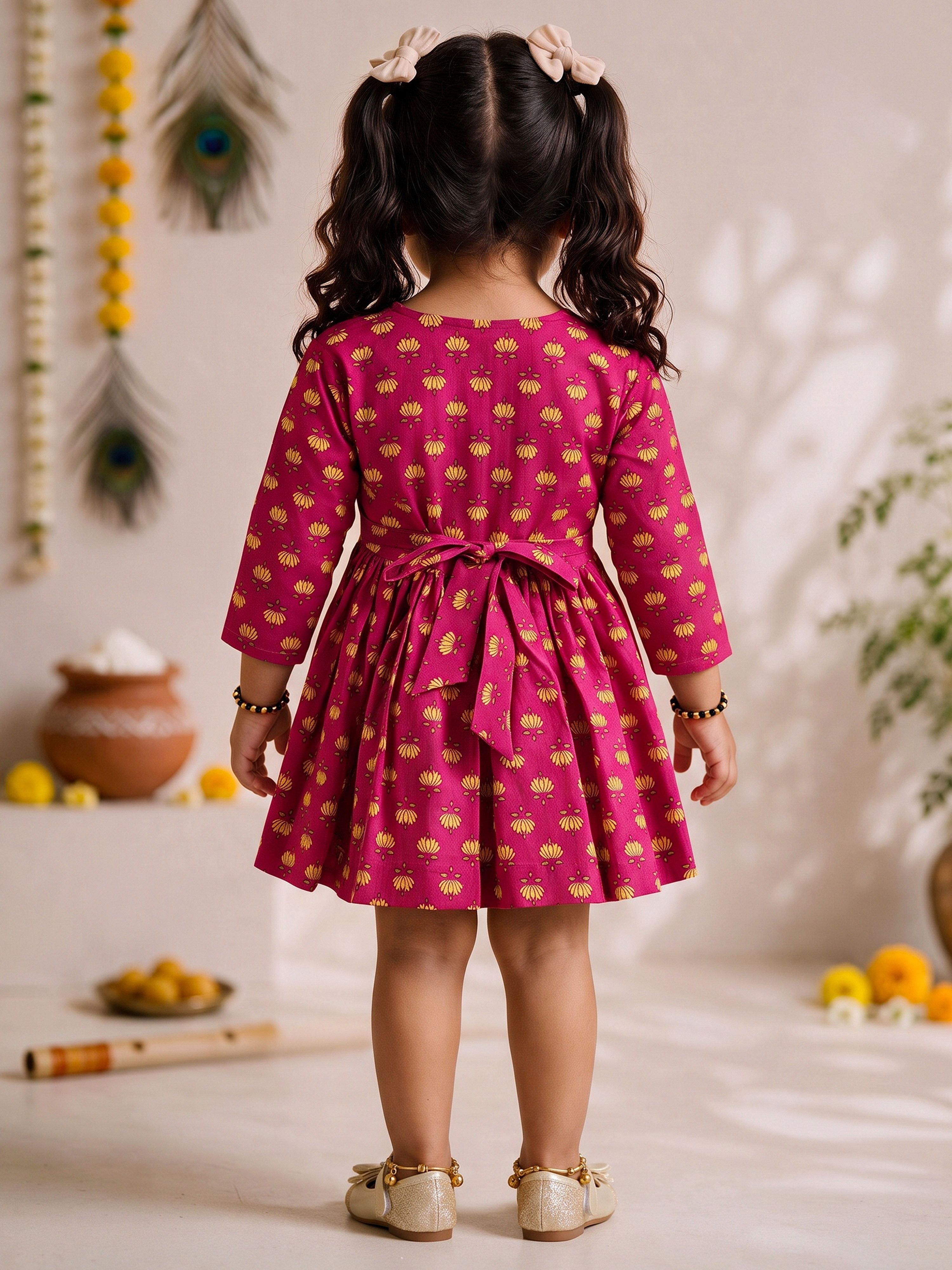 Girls's Pink Cotton Floral Print Thigh Length Frock