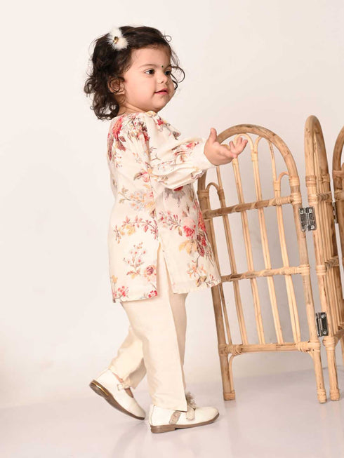 Sishu Girl's Cream Floral Print Kurta Pyjama Set