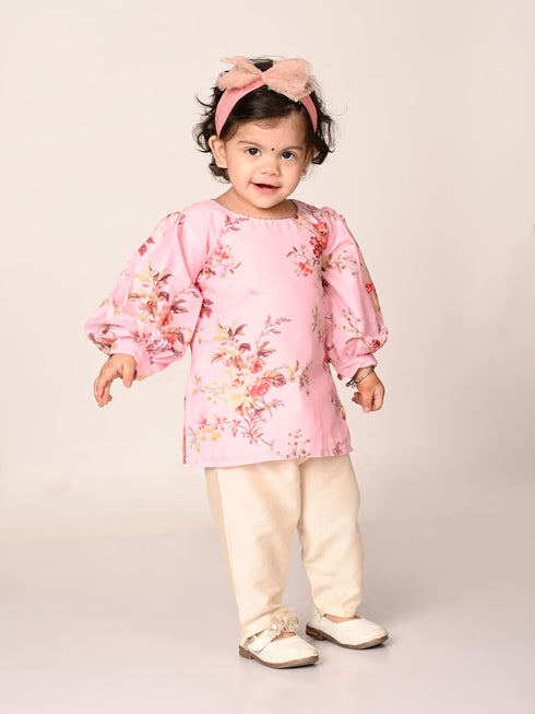 Sishu Girl's Pink Floral Print Kurta Pyjama Set