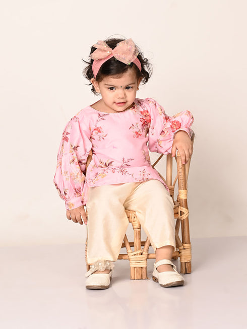 Sishu Girl's Pink Floral Print Kurta Pyjama Set