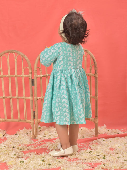 Sishu Girl's Green Chikankari Cotton Kurta