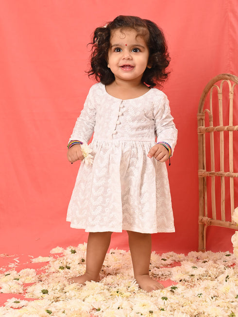 Sishu Girl's White Chikankari Cotton Kurta