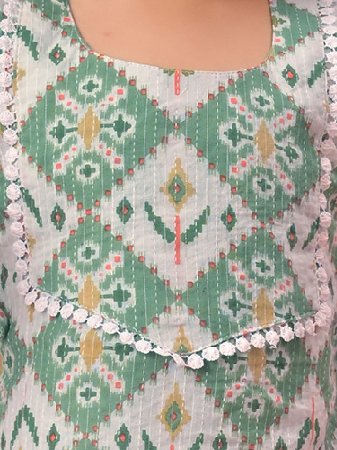 Girl's Green Ikaat Print A-Line Kurta Pyjama Set