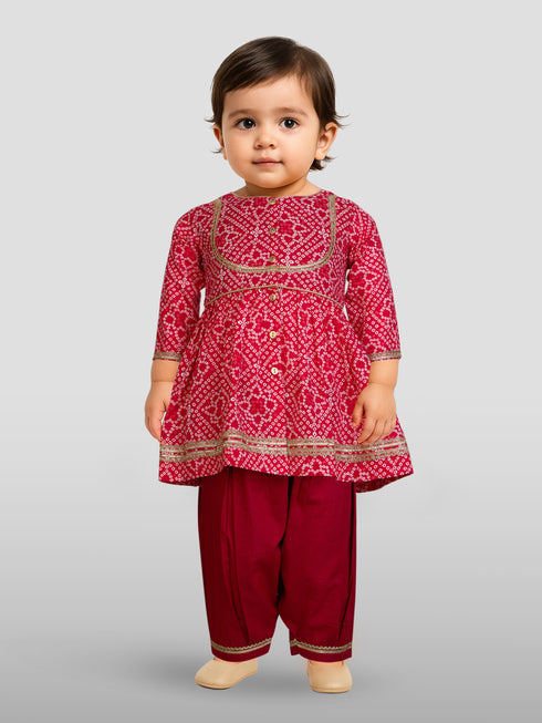Girls Red Cotton Bandhani Kurta Patiala Set with Digital Print