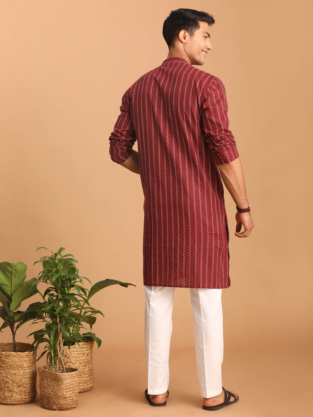 Men's Maroon Jacquard Zig Zag Cotton Kurta With Pant Set