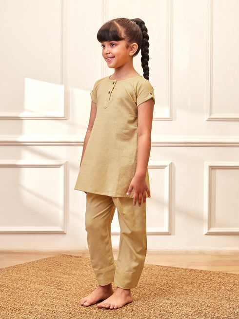 Girl's Chiku Cotton Yoga Kurta Set
