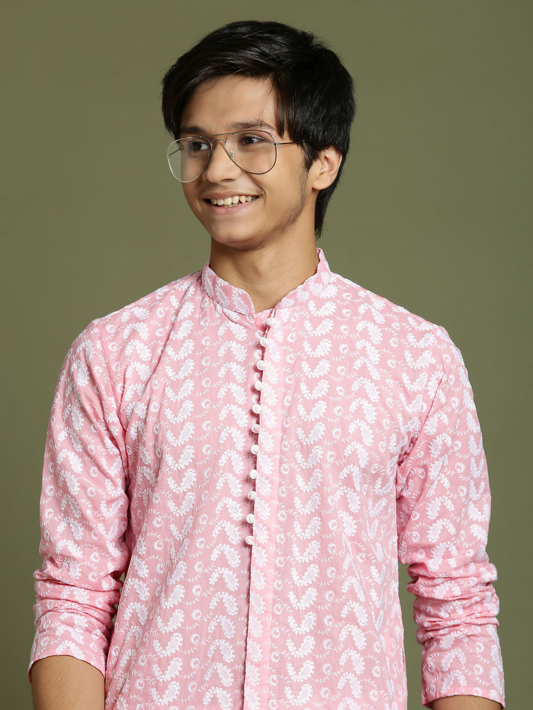 Boy's' Pink Chaikankari Kurta With White Pyjama Set