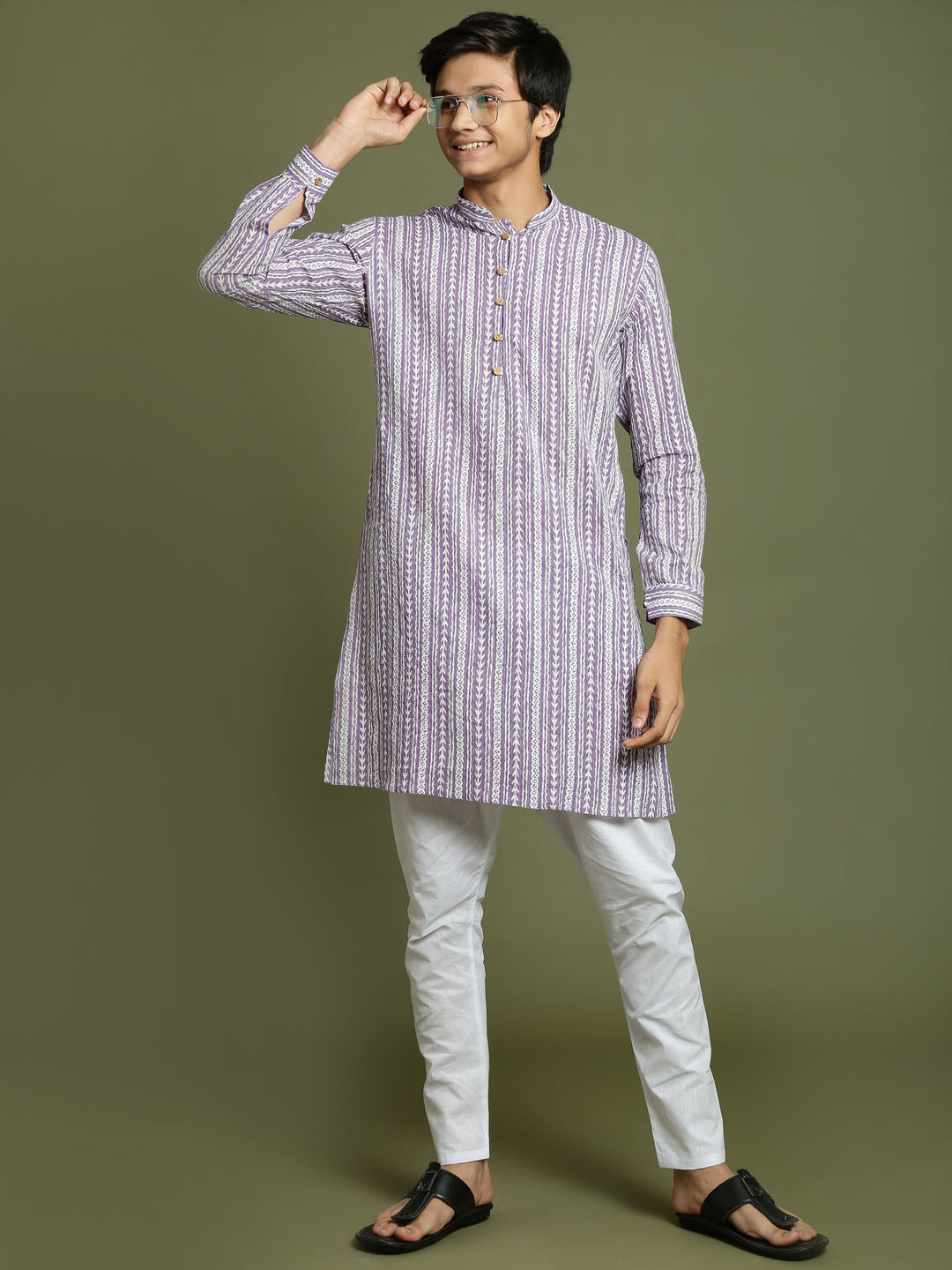 Boy's' Purple Woven Kurta With White Pyjama Set