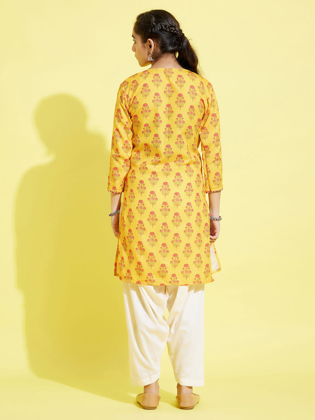 Girl's' Mustard And Cream Printed Linen Kurta And Patiala Set