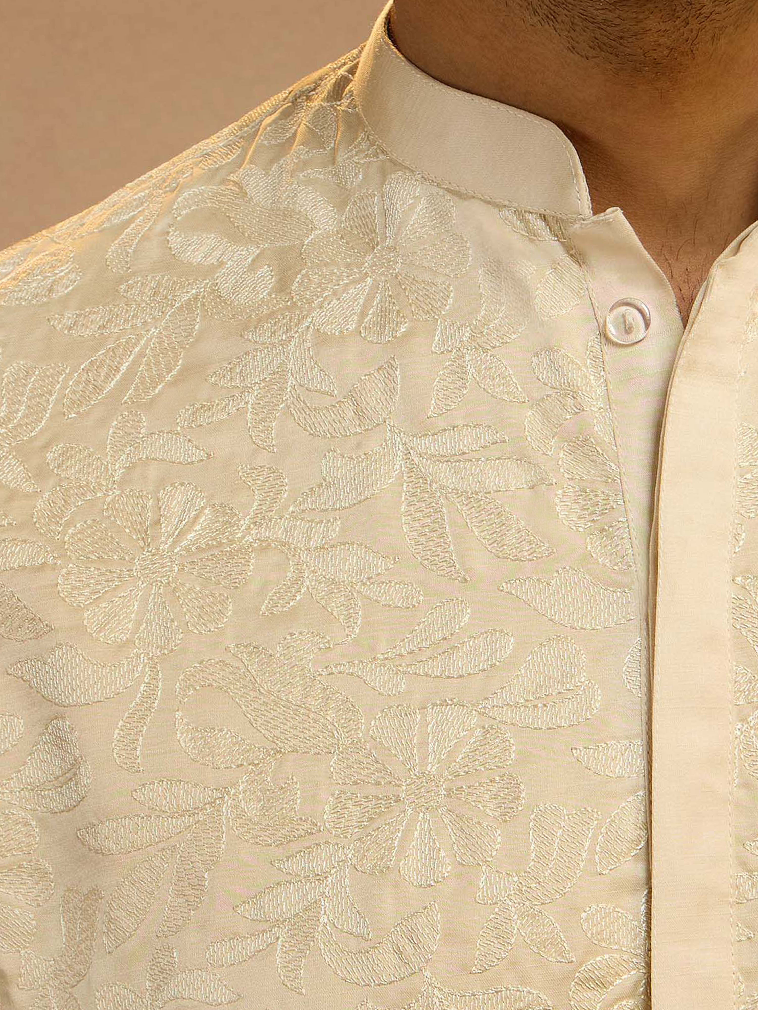 Men Cream Floral Self-Design Thigh Length Kurta