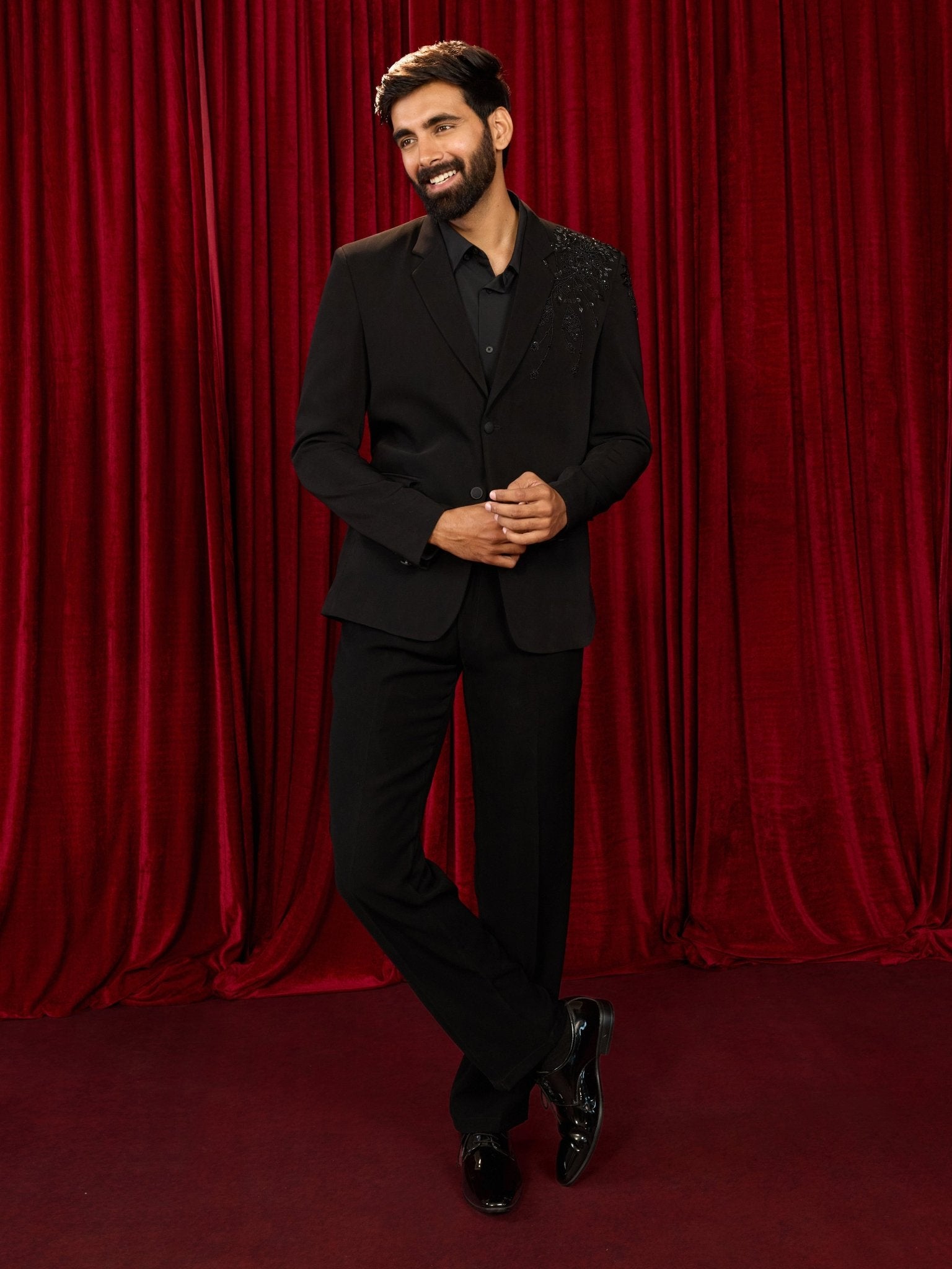 men’s blazer and straight pant set
