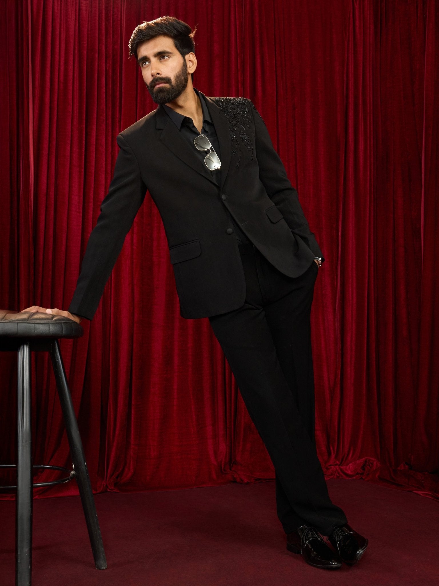 men’s blazer and straight pant set