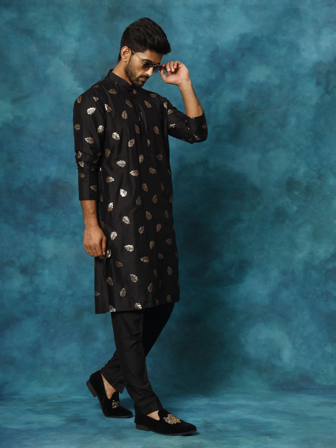 men’s kurta set