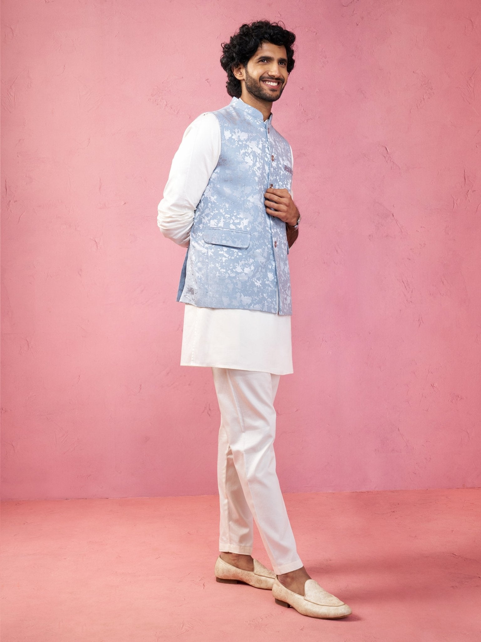 vastramayMen's Grey Nehru Jacket Set