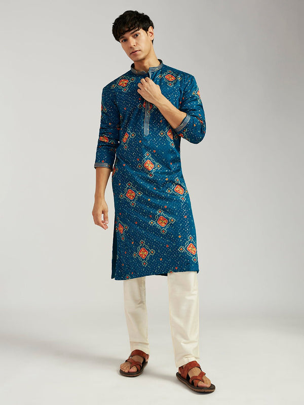 vastramayMen's Turquoise Chinon Bandhani Kurta with Cream Satin Pyjama