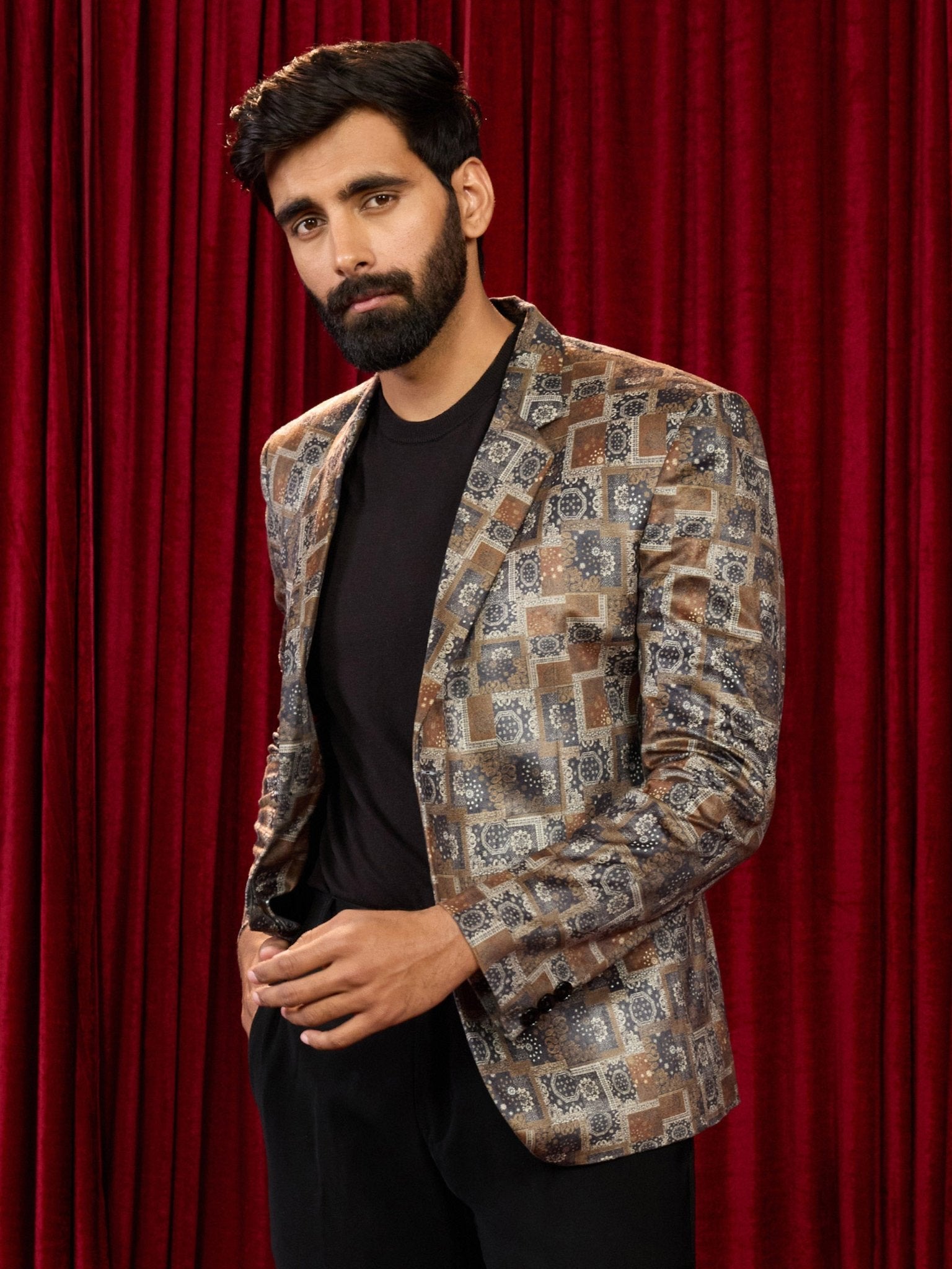 men’s blazer and straight pant set