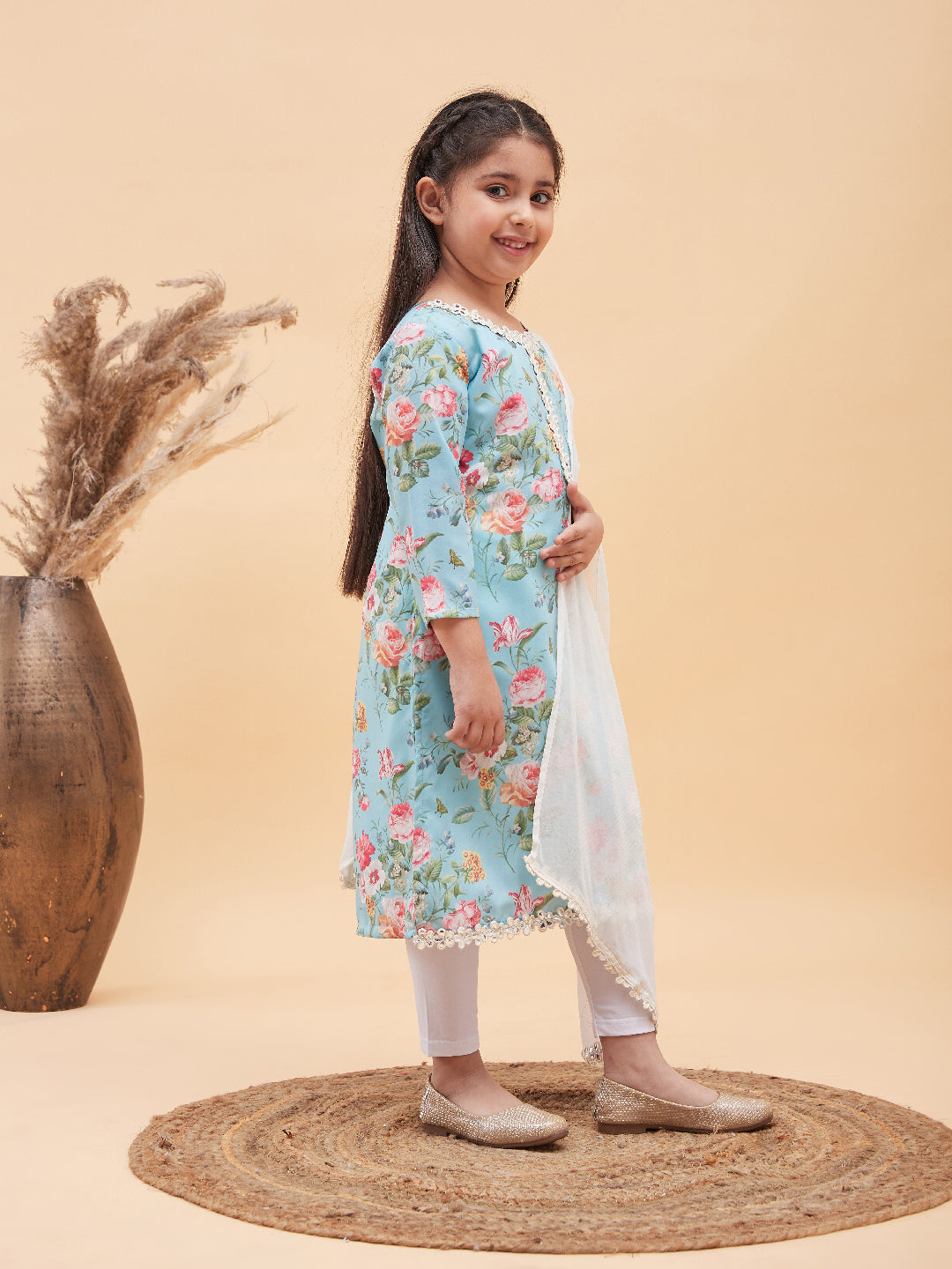 Girl's Aqua Blue Floral Printed Kurta With Leggings And Dupatta Set
