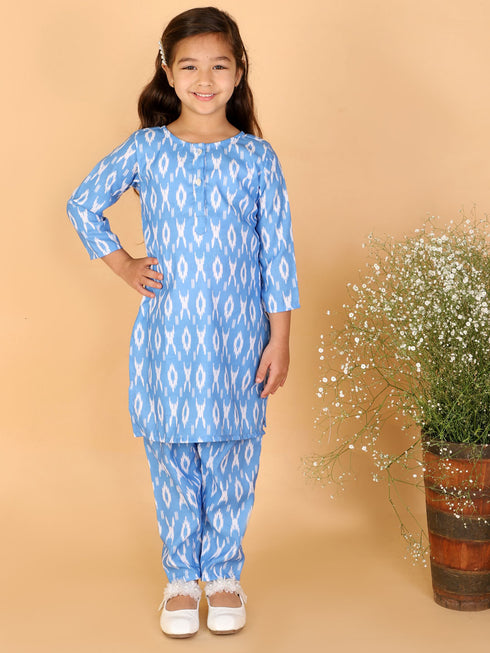 Girl's' Aqua Blue Ikkat Print Kurta Pant Set