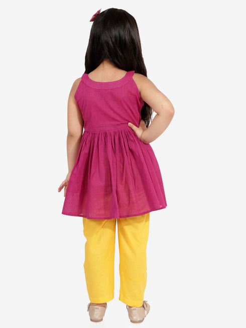 Girl's' Handloom Cotton Kurta And Straight Pant Set