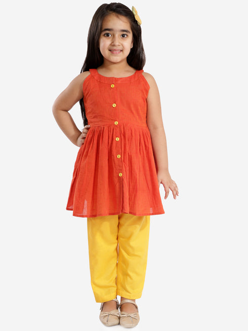 Girl's' Handloom Cotton Kurta And Straight Pant Set