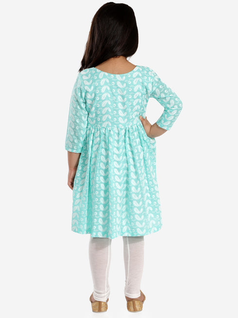 Girl's Green Pure Cotton Chikankari Kurta With Leggings