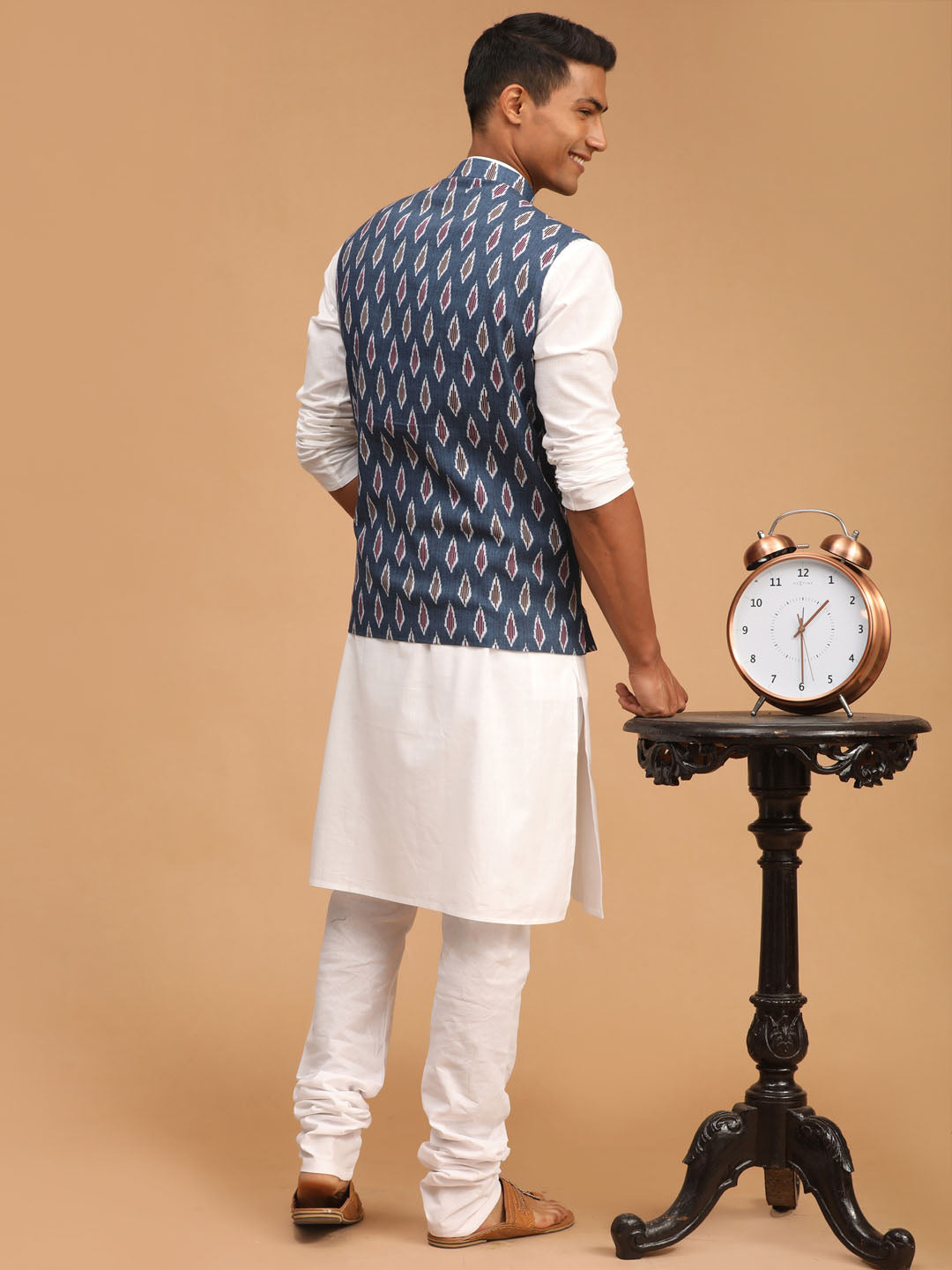Men's Grey Printed Cotton Nehru Jacket With White Kurta And Pyjama Set