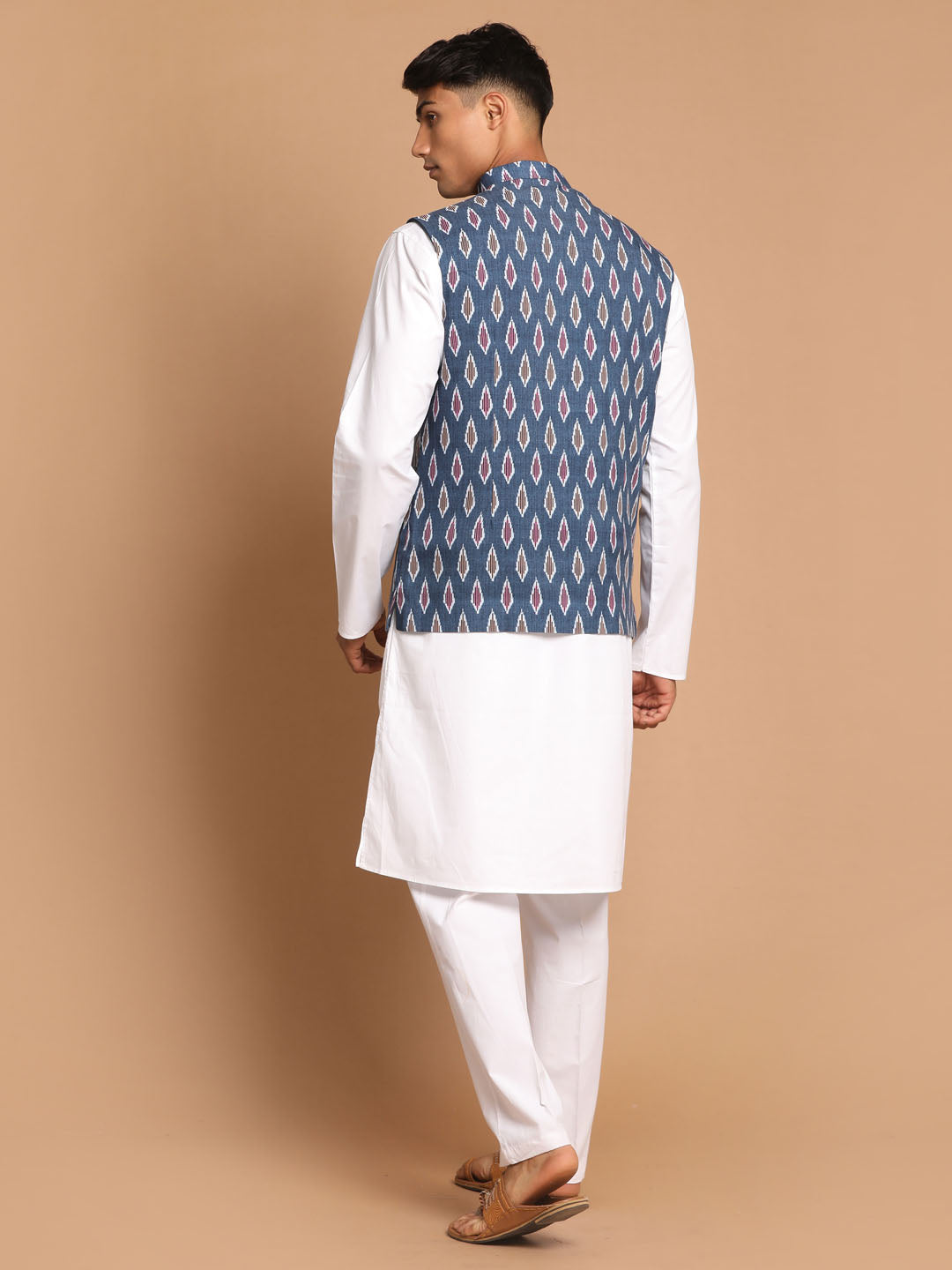 Men's Grey and White Pure Cotton Ikat Jacket Kurta Pyjama Set