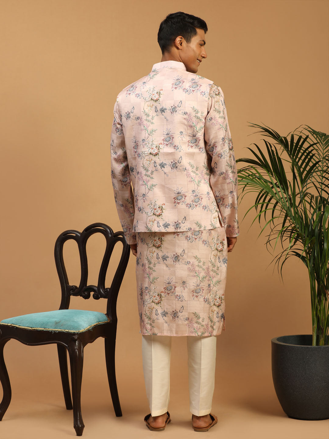 Light Pink Floral Print Nehru Jacket And Pink Printed Kurta With Cream Viscose Pant Set