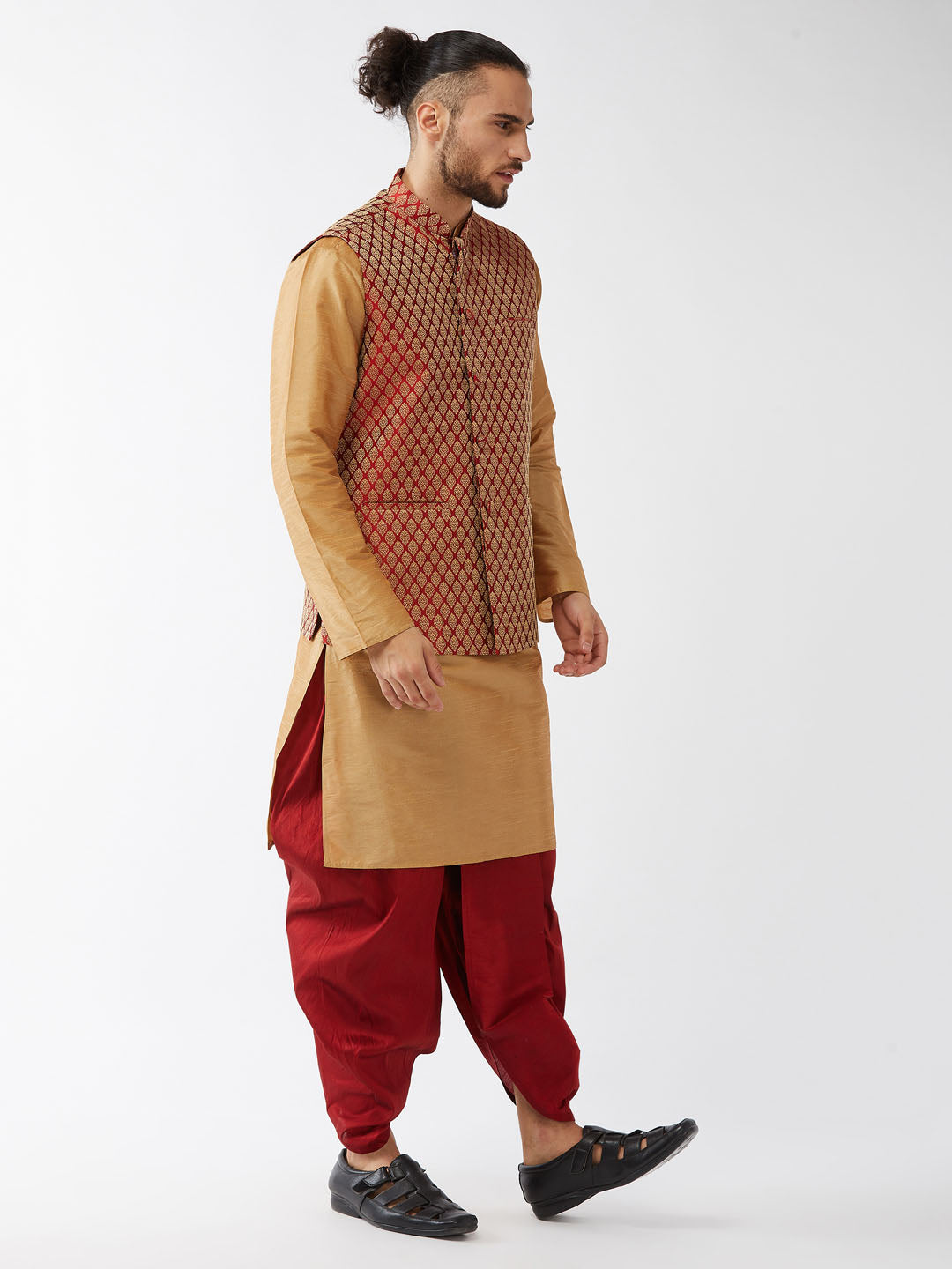 Men's Rose Gold Silk Blend Kurta And Dhoti With Maroon Woven Nehru Jacket
