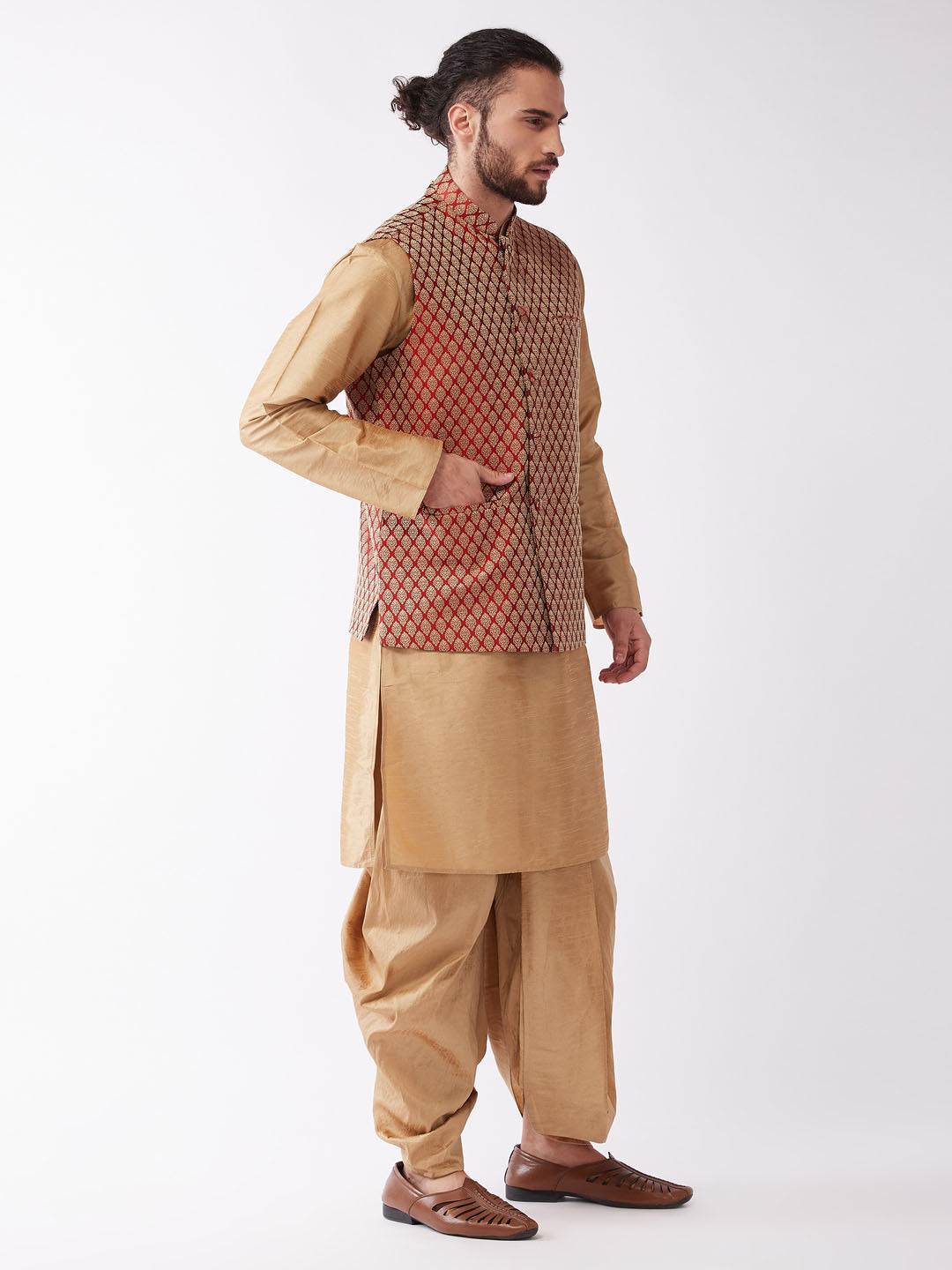 Men's Rose Gold Solid Silk Blend Kurta And Dhoti With Maroon Nehru Jacket