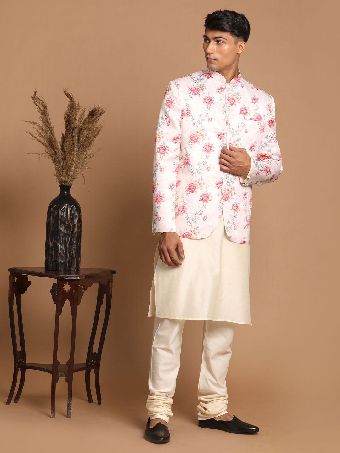 Men's Peach Floral Print Jodhpuri With Cream Solid Kurta And Pyjama Set.