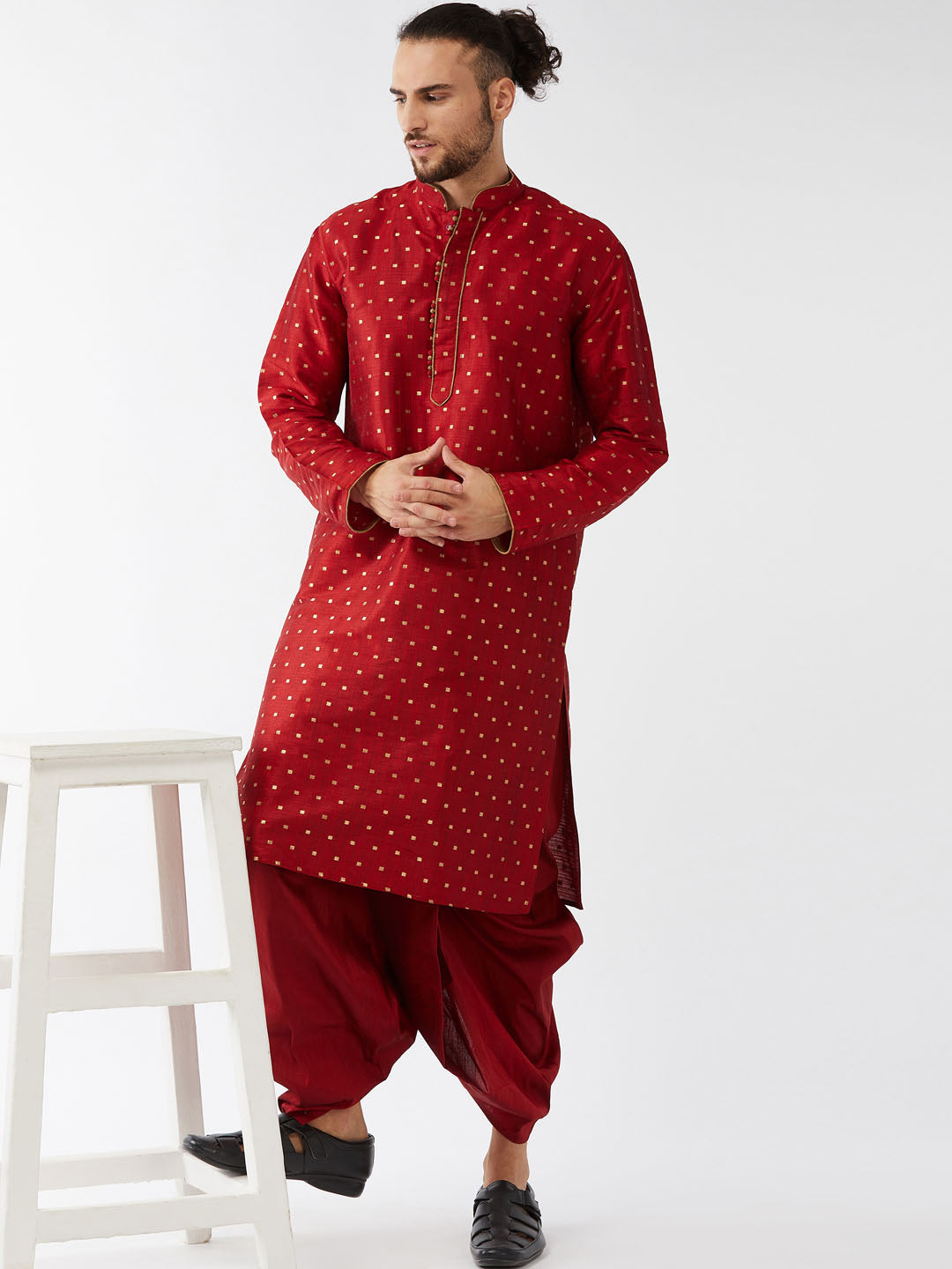 Men's Maroon Zari Weaved Kurta Dhoti Set