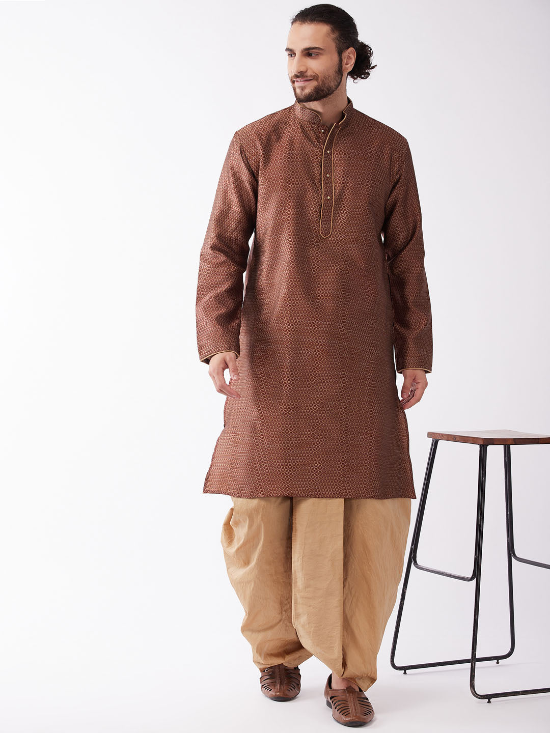 Men's Maroon And Rose Gold Silk Blend Kurta And Dhoti Set