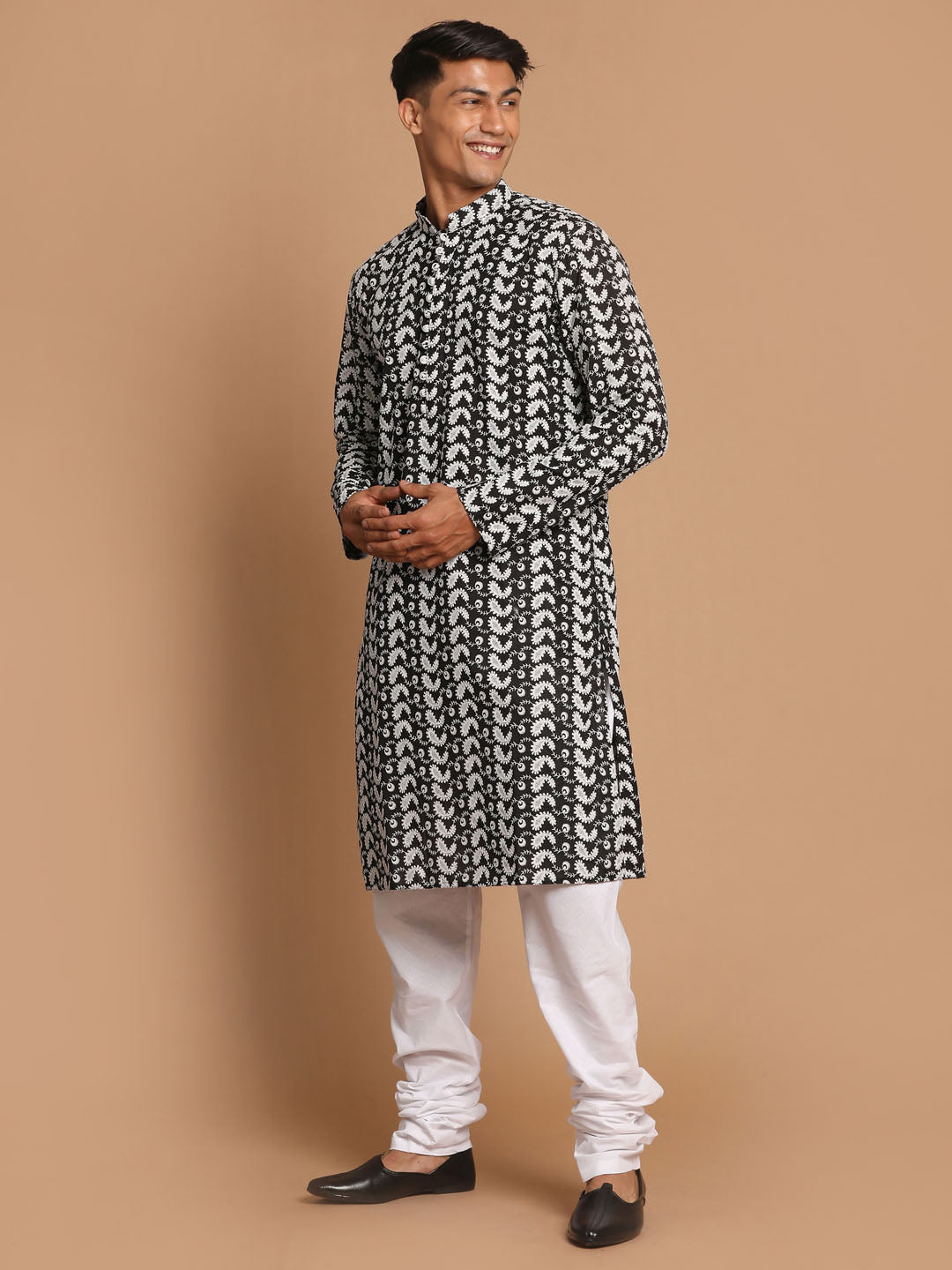 Men's Black Pure Cotton Chikankari Kurta Pyjama Set