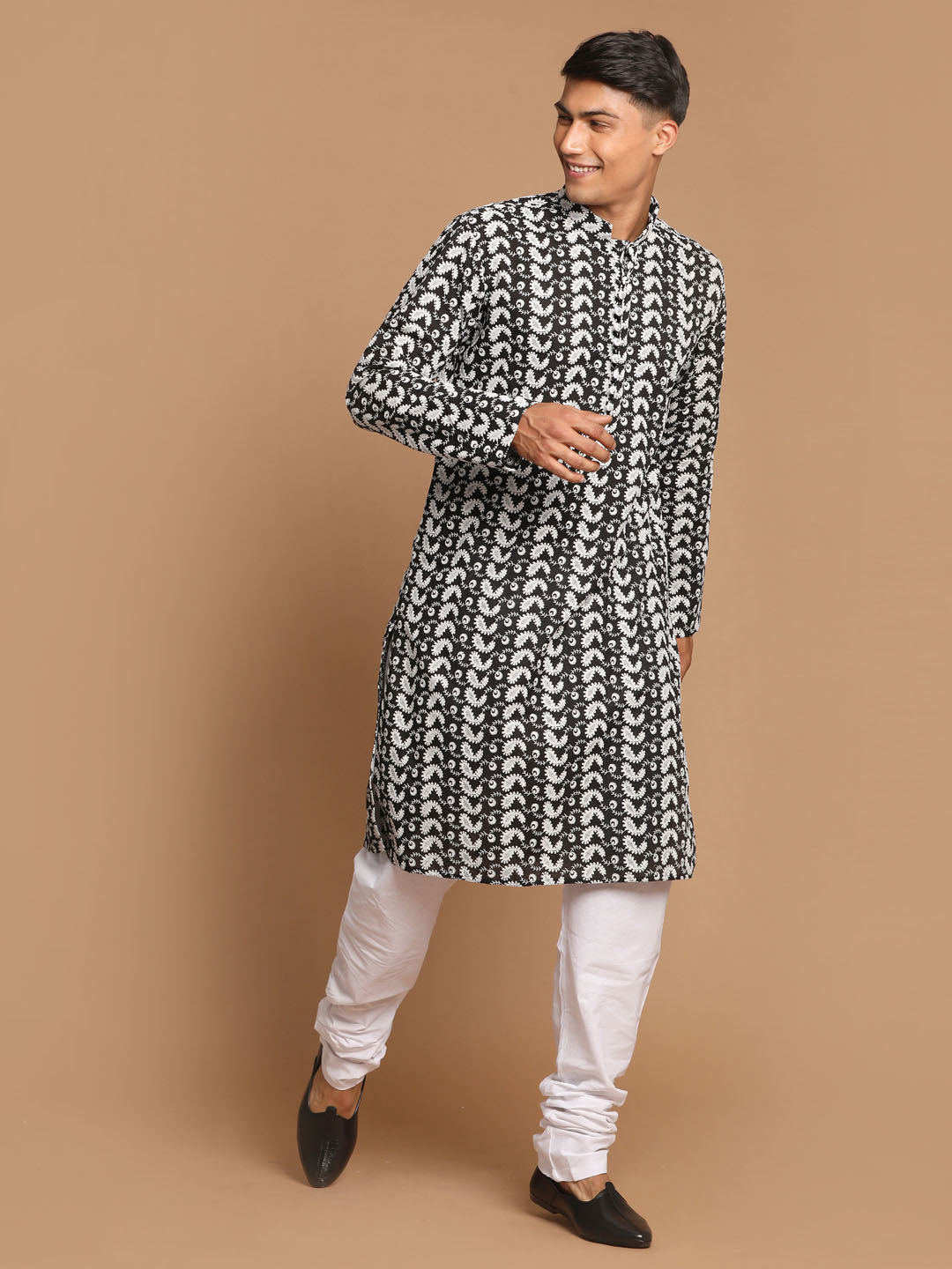 Men's Black Pure Cotton Chikankari Kurta Pyjama Set