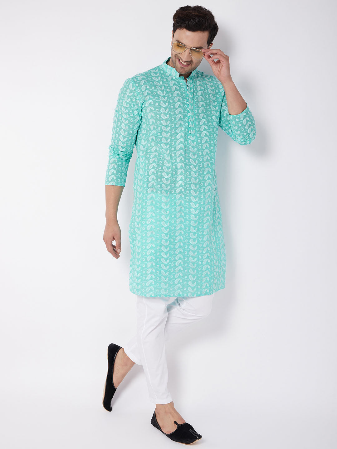 Men's Green Pure Cotton Chikankari Kurta With Pant Set